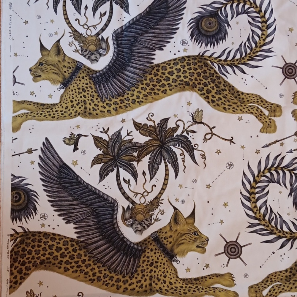 WILDERIE BY EMMA J SHIPLEY FOR CLARKE AND CLARKE - fabric 🐆⚜️💛🖤